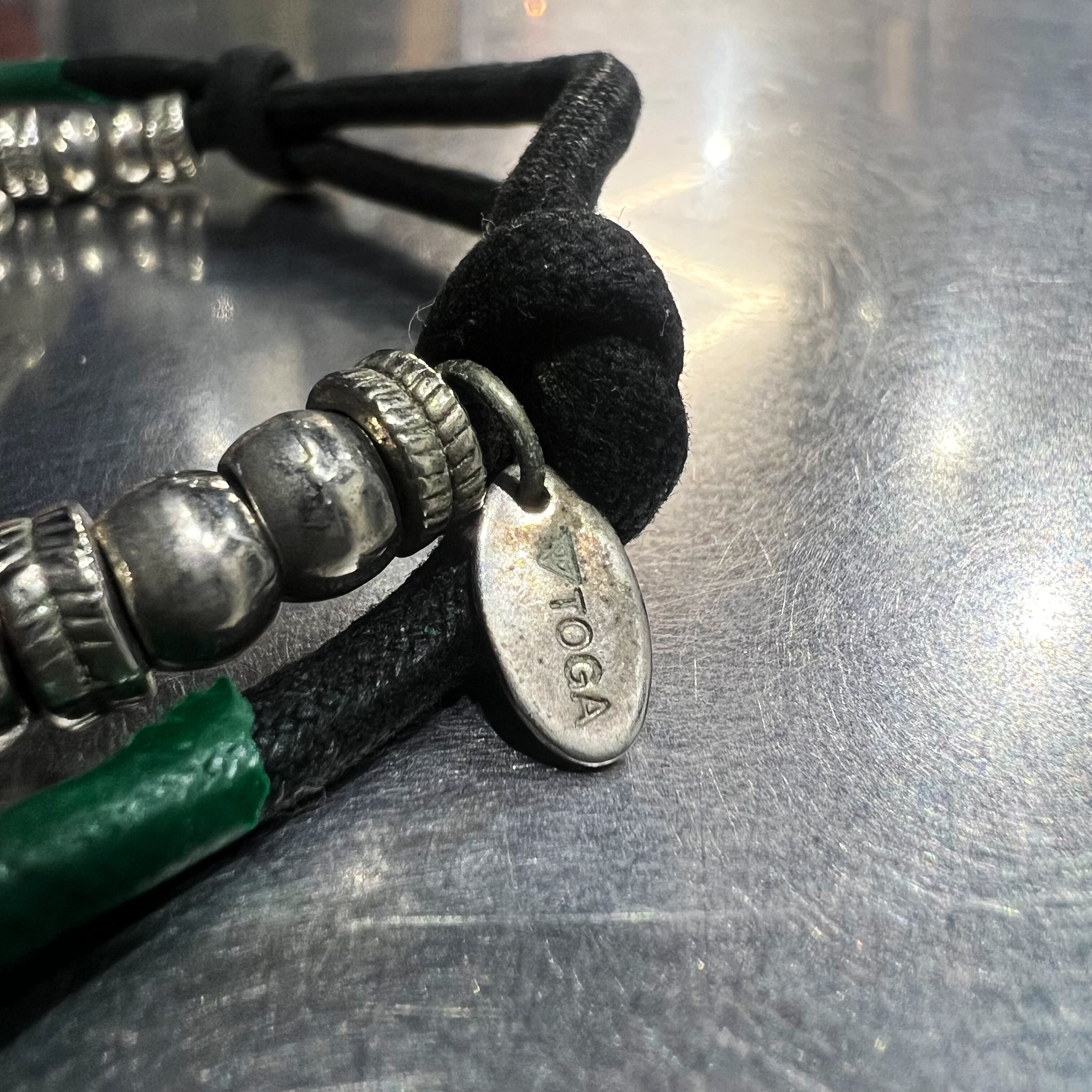 Toga ブラックレザーブレスレット ブラック系 TOGAのブレスレット