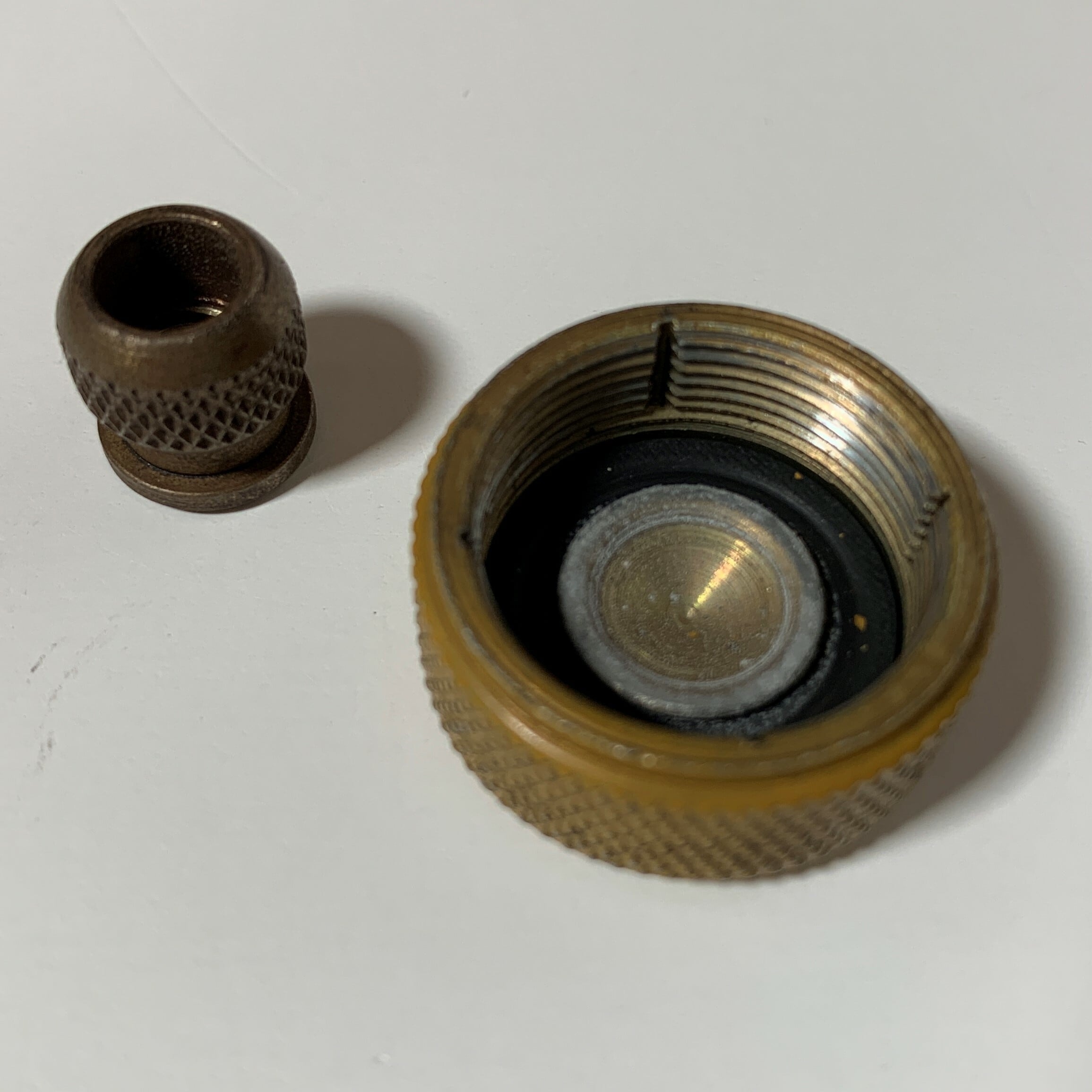 コールマン 200A 1971年11月製造 ゴールドボンド GOLDBOND コールマン 200A 1971年11月製造 ゴールドボンド GOLDBOND
