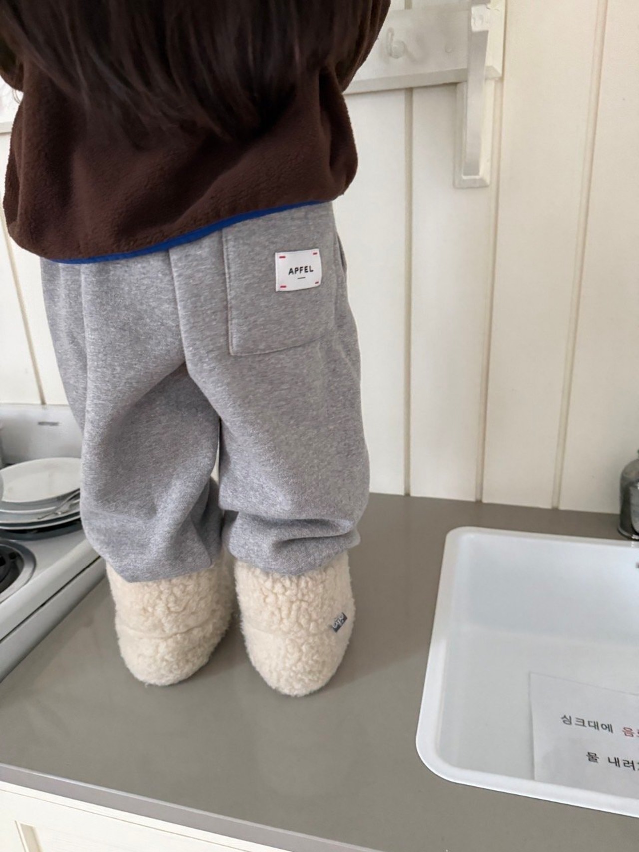 Apfel［取寄］pogun bam jogger pants 26winter