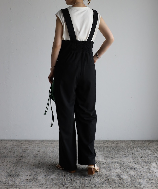 タックデザインサロペットパンツ