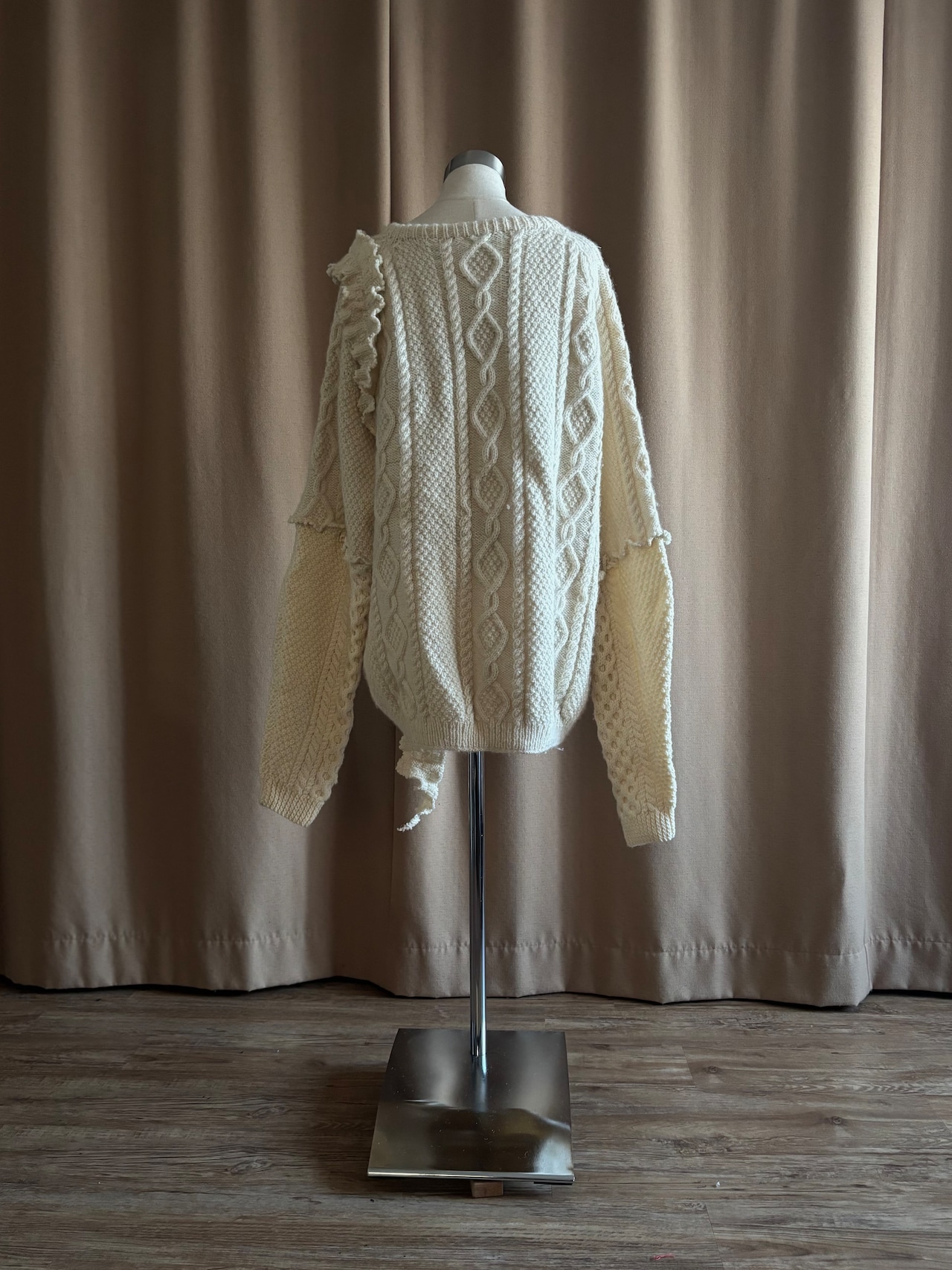 frill design volume remake knit-5131-1