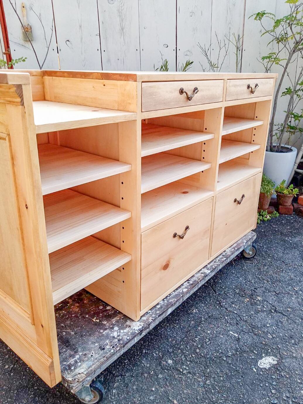 ヴィンテージ突っ張り ランドリーラック 洗濯機上のスペースを有効活用