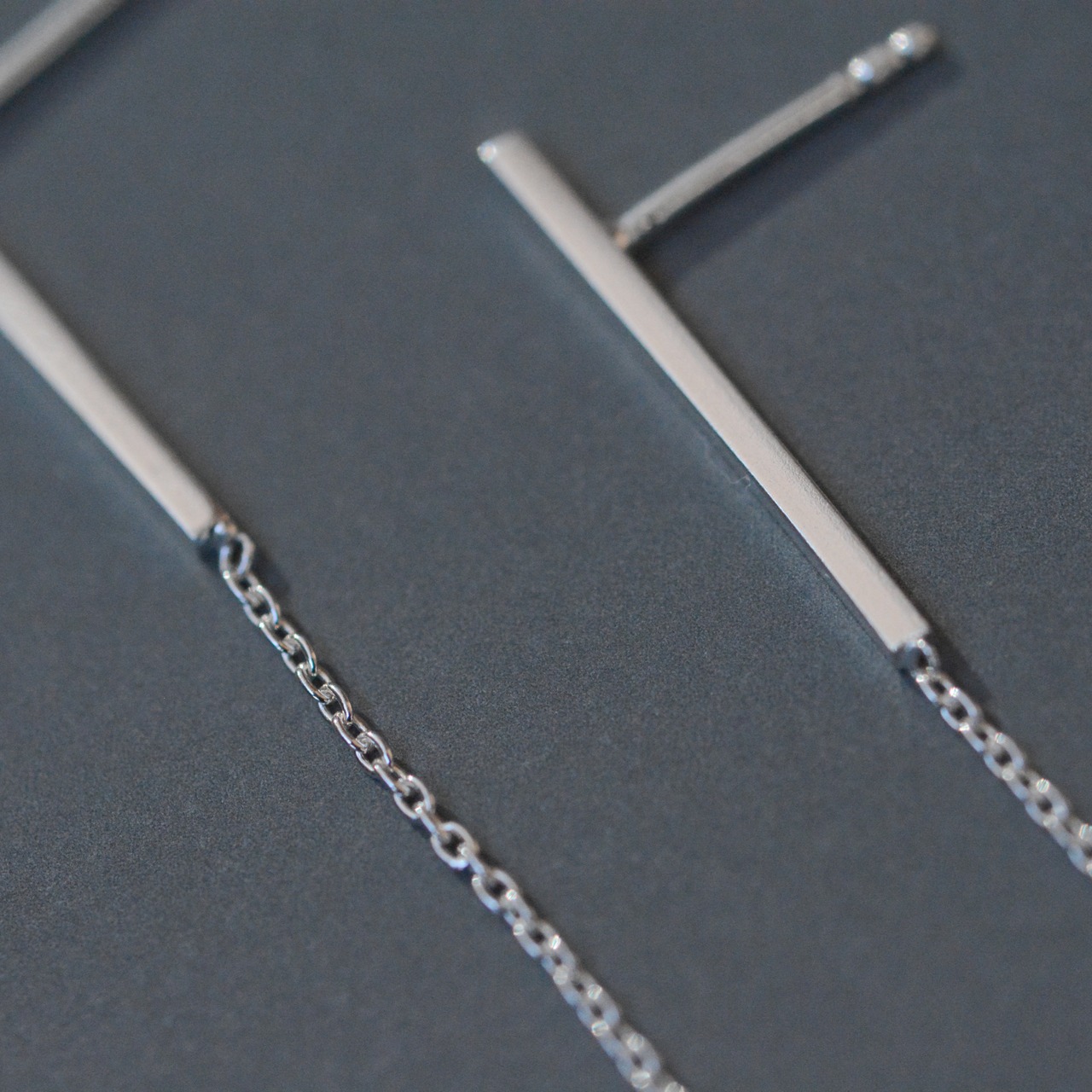 vertical-long  ピアス シルバー