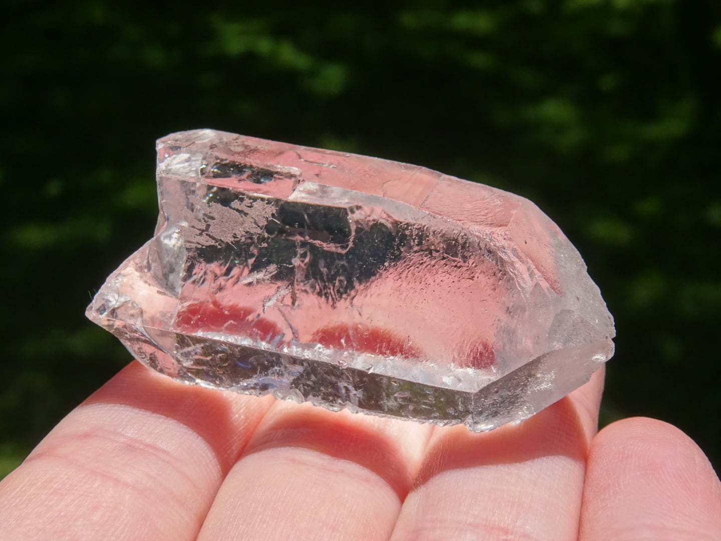 クリスタル　水晶 97f9d59d064d48e65d83d0a3f41e39