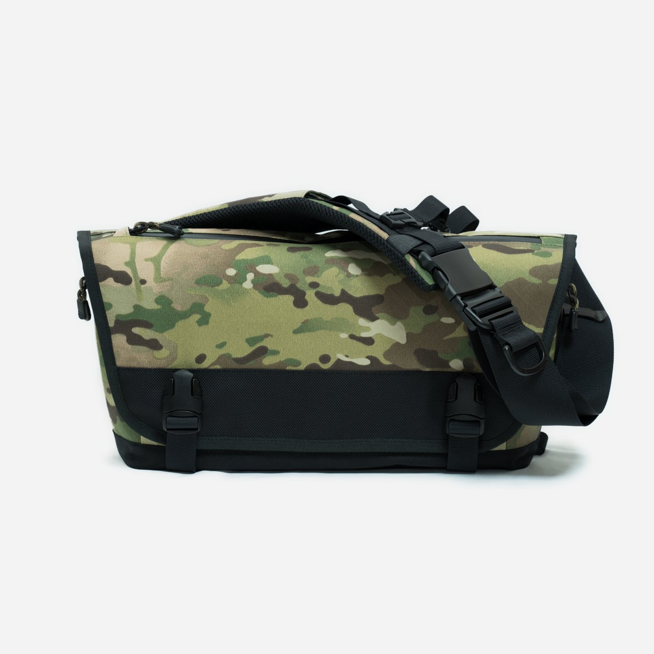 メッセンジャー カメラバッグ B / X-Pac / 軽量 / 耐水 / Messenger