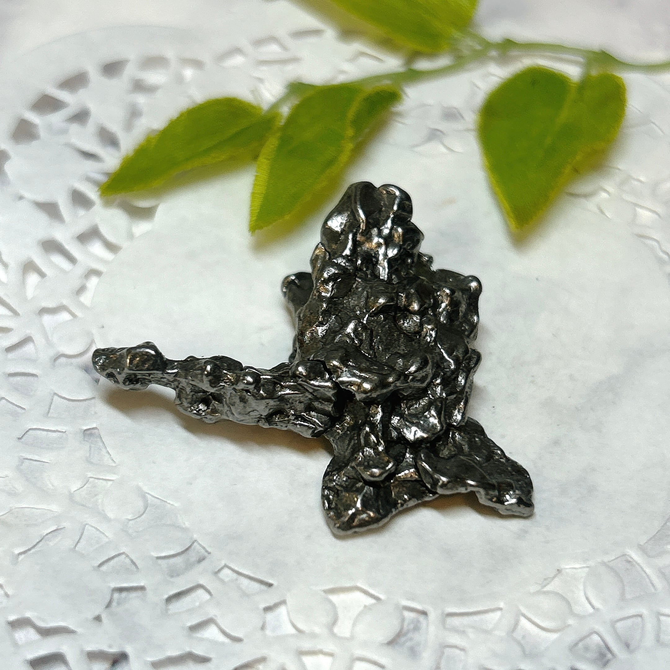 ⌂[原石]メテオライト（隕石） | クリスタル・ワールド御徒町店