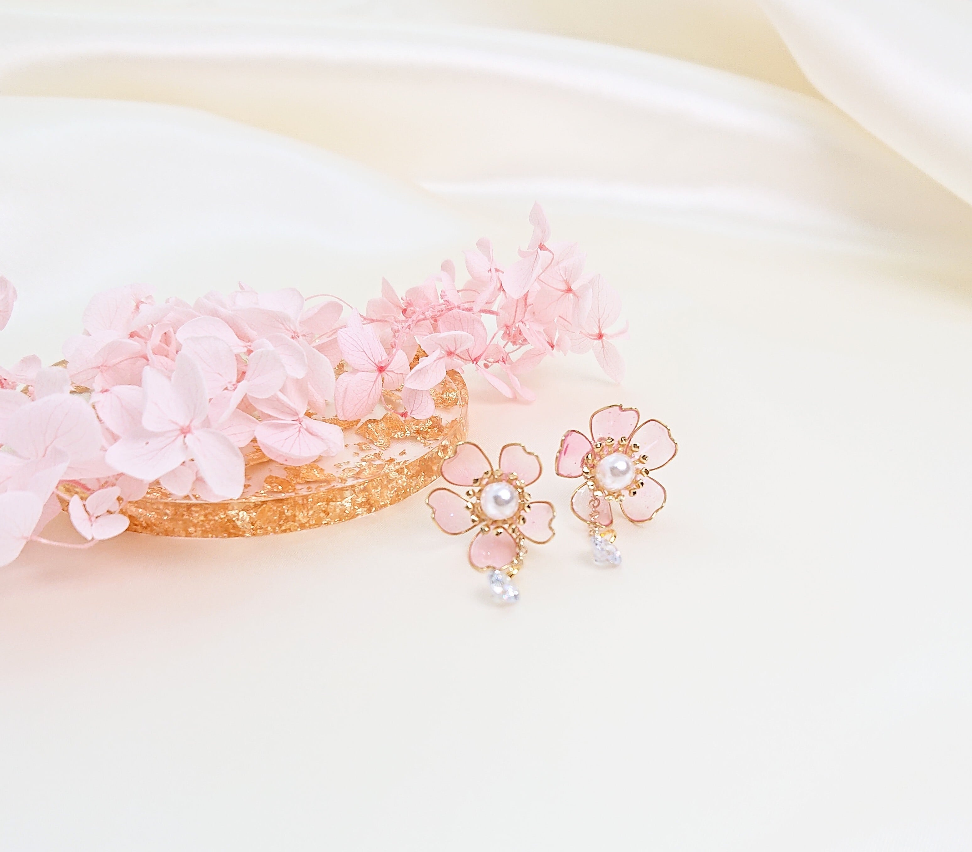 ✞『1粒ビジューピアス』ビジュー 春 桜（ハンドメイド/ビジューピアス  