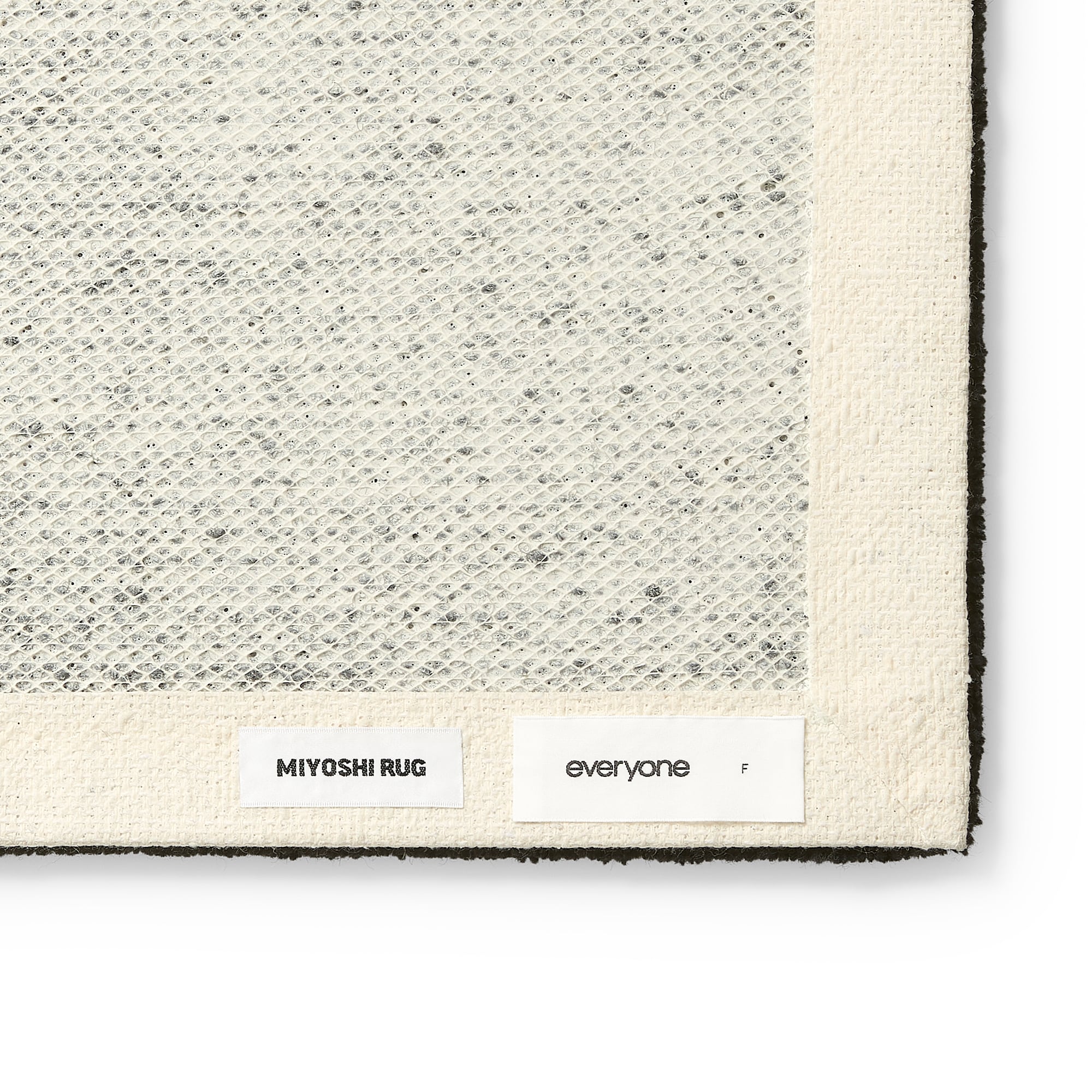 everyone fitting rug made by MIYOSHI RUG (BLACK) | everyone