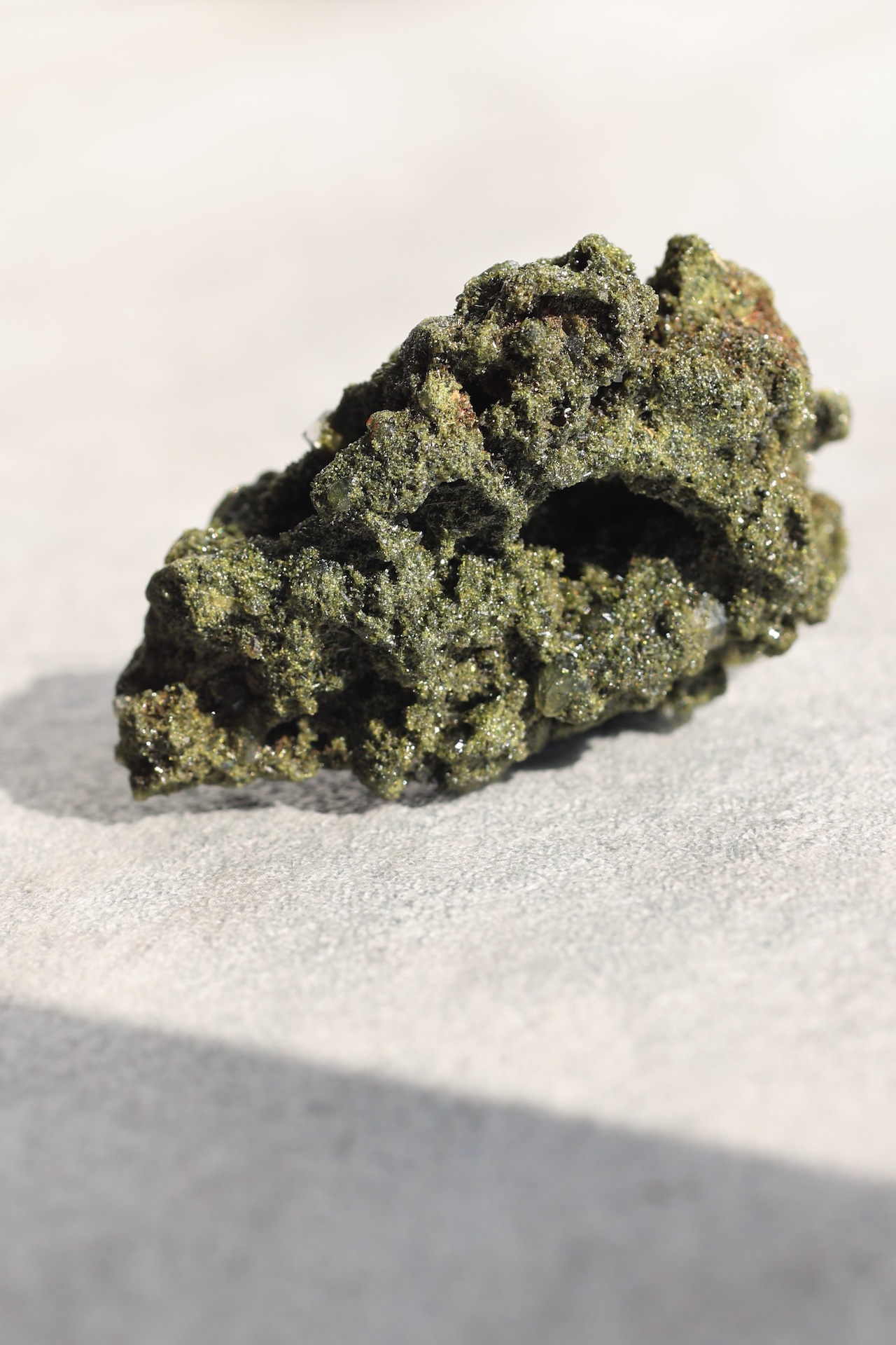 エピドート「山のカケラ」Epidote|天然石 原石 鉱物 パワーストーン | EP-I-001