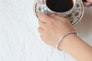 ellisse simple bangle