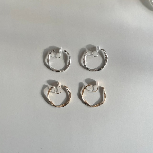 coil hoop earring