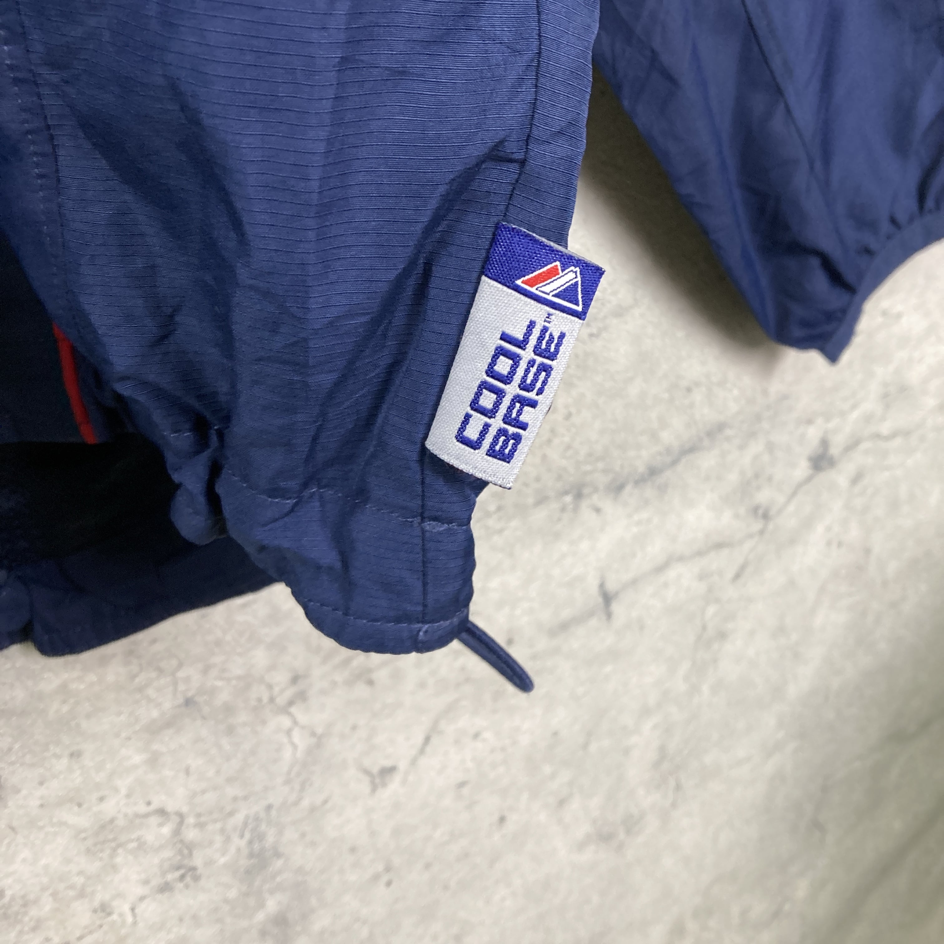 Majestic MLBインディアンス ナイロンプルオーバー | 古着屋mills