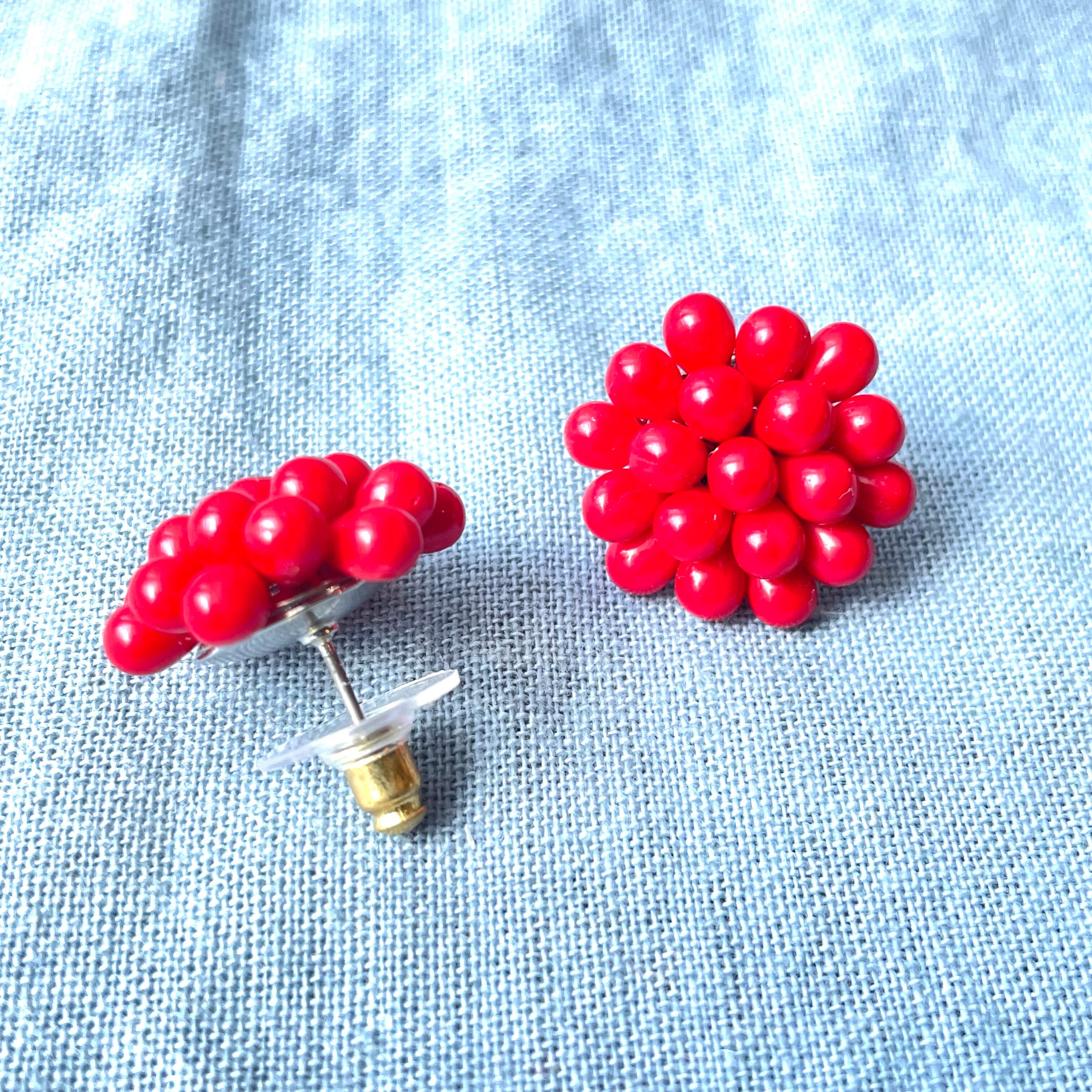 チェコビーズドロップフラワー レッド 赤 ピアス／イヤリング