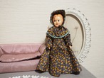 ブラウン花柄ボネワンピース　プラスチックドール 画像13