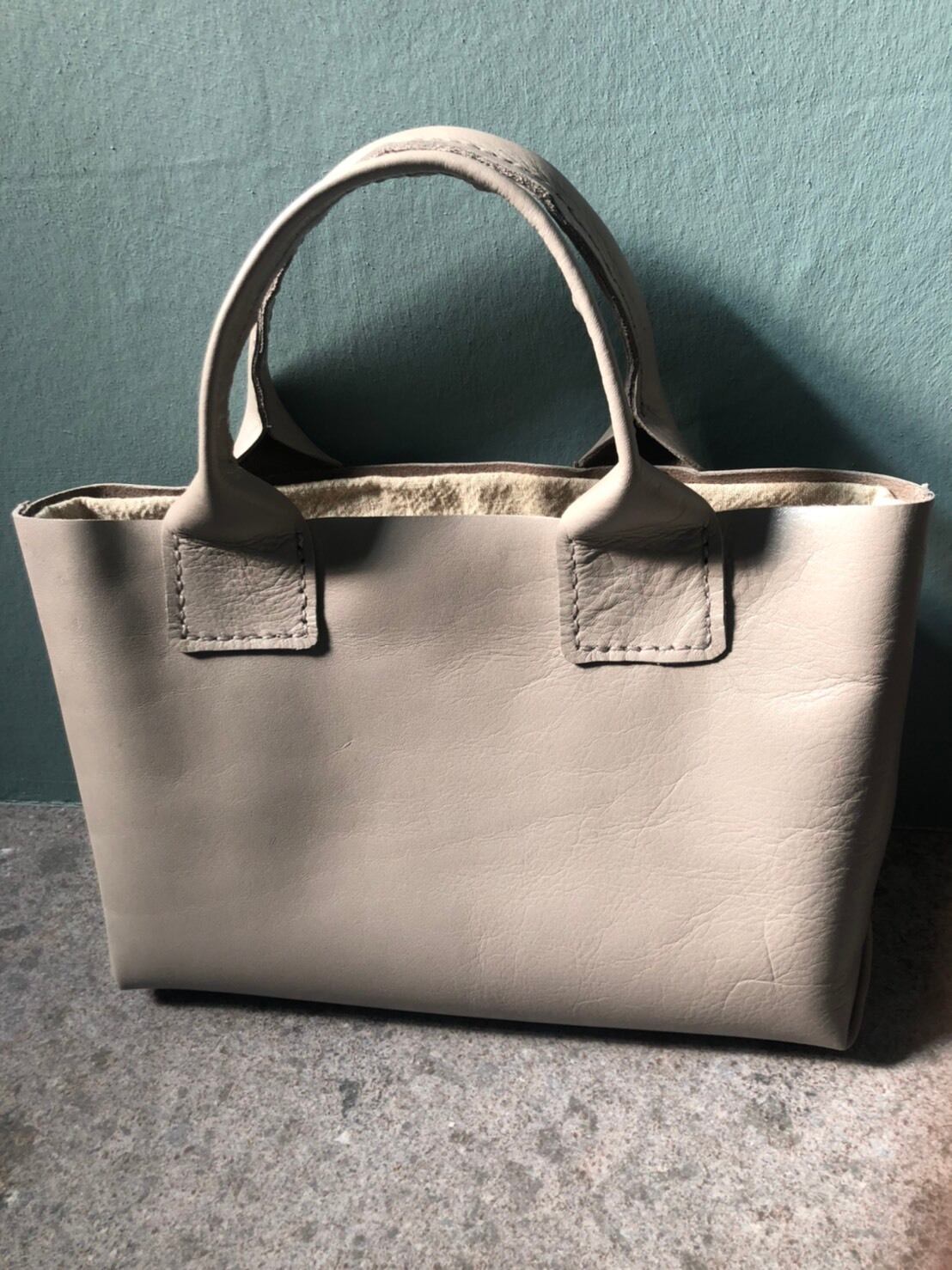 レザーミニトートバッグ グレー | Sukha Shake