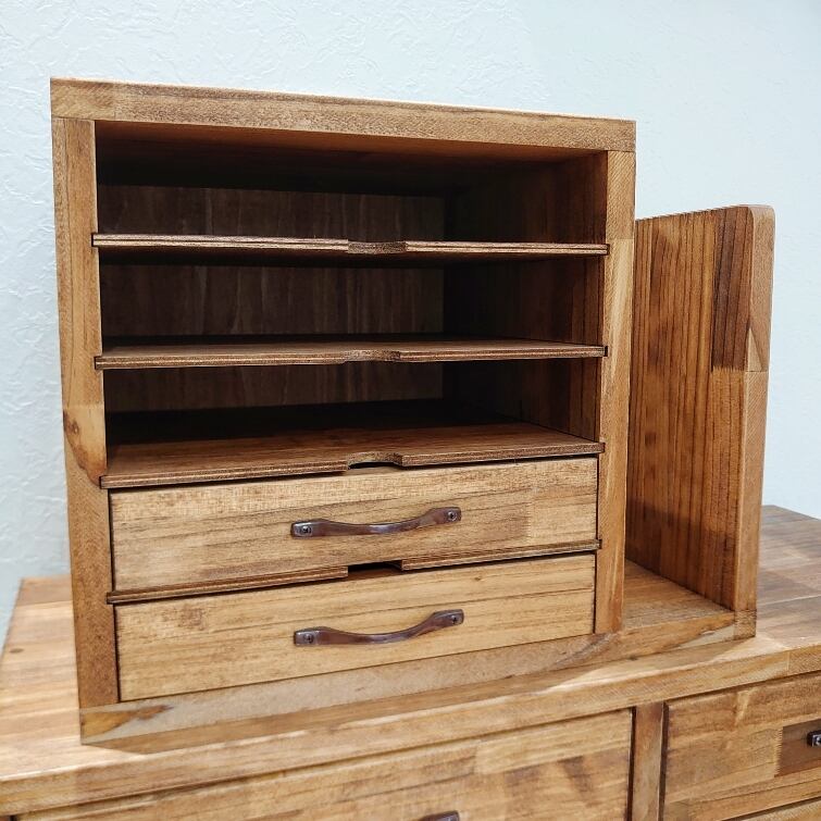 ちょっとした本棚が便利！アンティーク調レターケース