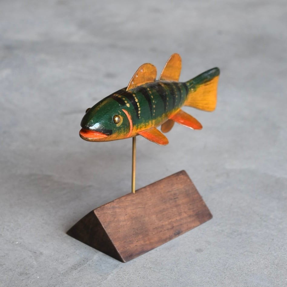 FOLK ART FISH OBJECT | BUFF STOCK YARD