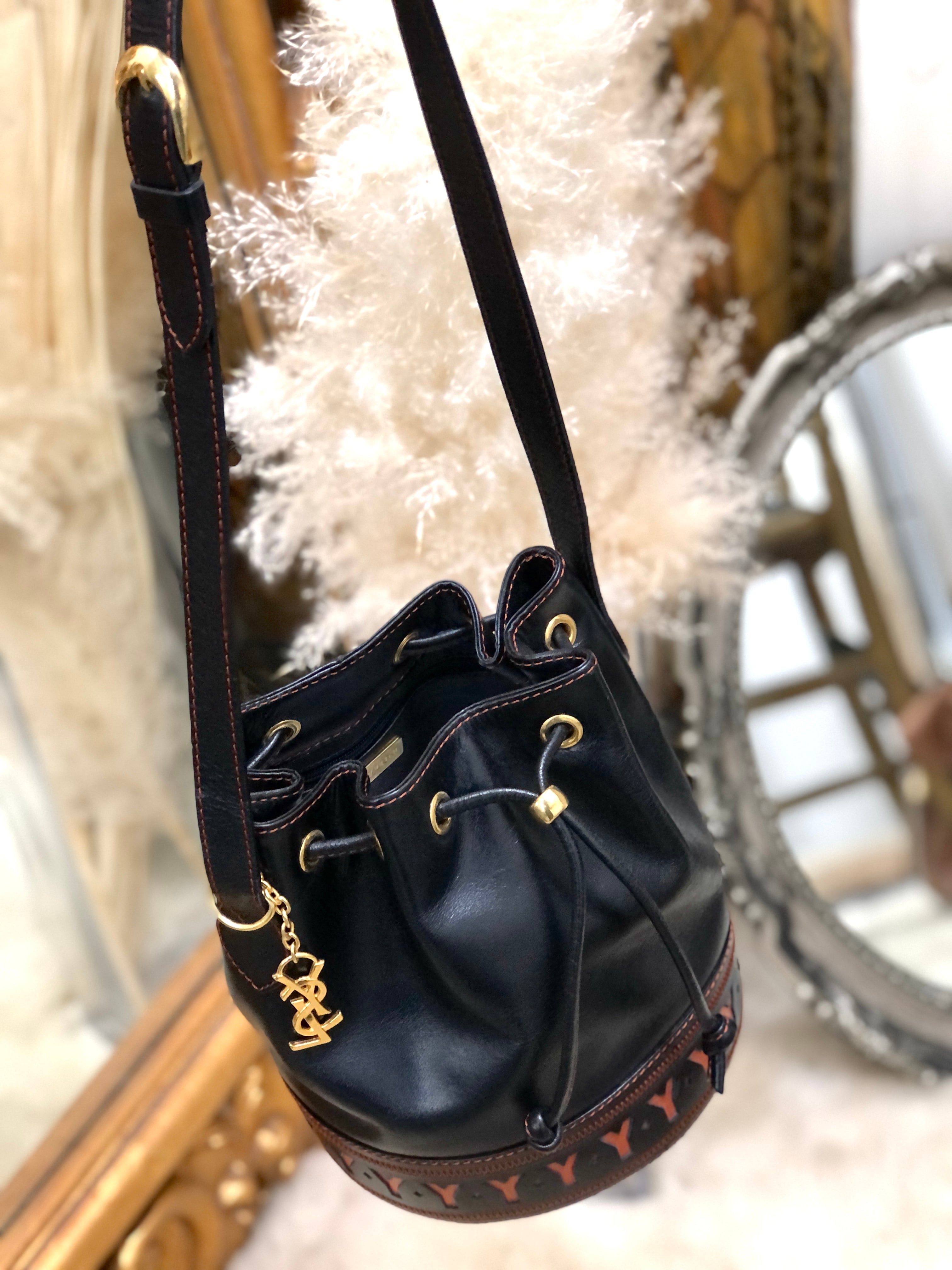 Yves Saint Laurent イヴ サンローラン カットオフ YSLモチーフ