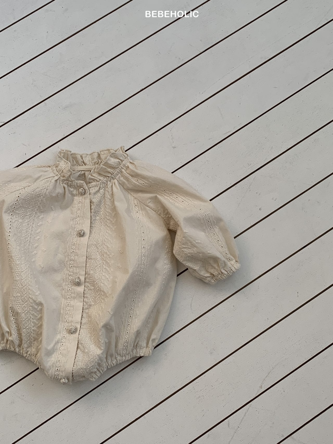 【即納/75.80size】アーミーフリルロンパース / bebeholic