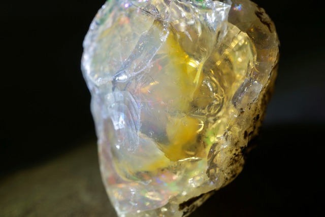 エッグ・イン・オパール Opal Egg 1082