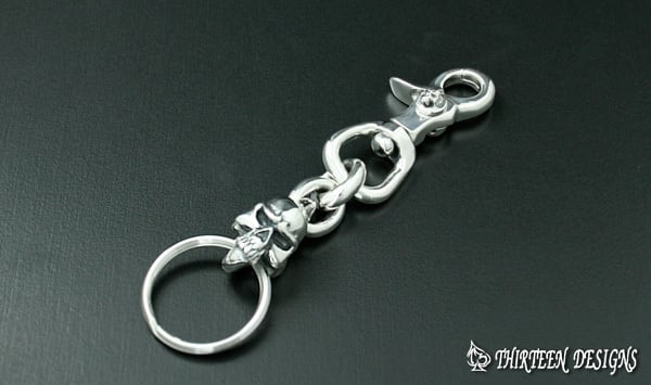 THIRTEENDESIGNS サーティーンデザインズ KY-3 MAD SKULL HANGING KEY CHAIN |  FirstOrderJewelry ファーストオーダージュエリー代官山 SilverJewelry leather powered by BASE