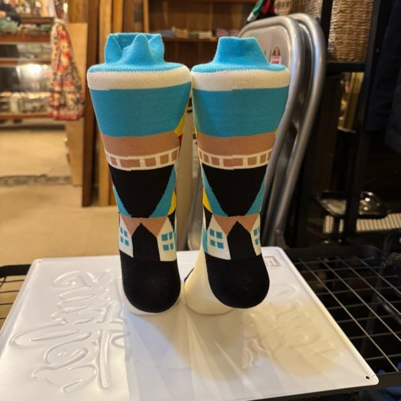 TOPANGA SOCKS Lady's　レトロな街並み　ソックス　靴下　ユニーク　街並み　レトロ　建物　足元ファッション　プチギフト　クルーソックス　スニーカー
