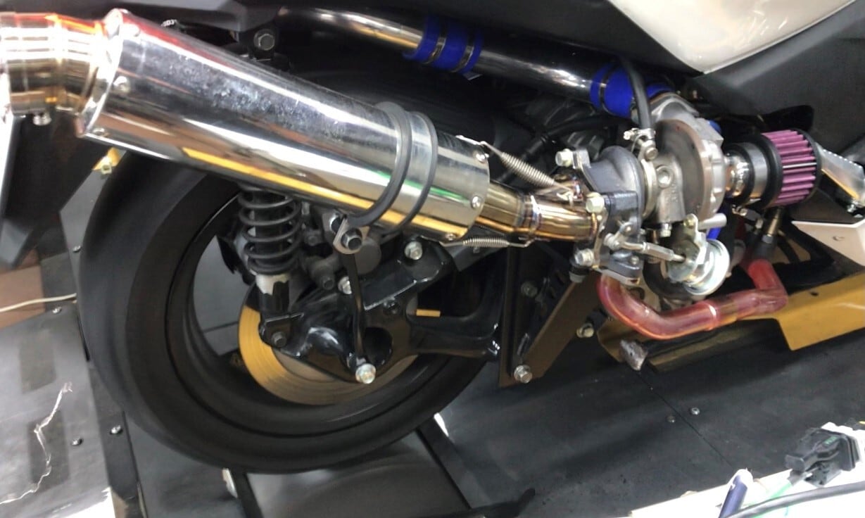 XMAX250　ターボ搭載　 X-MAX(SG42J) ターボチャージャーKIT　サワダサイクルオリジナル　エンジンチューン - 画像1