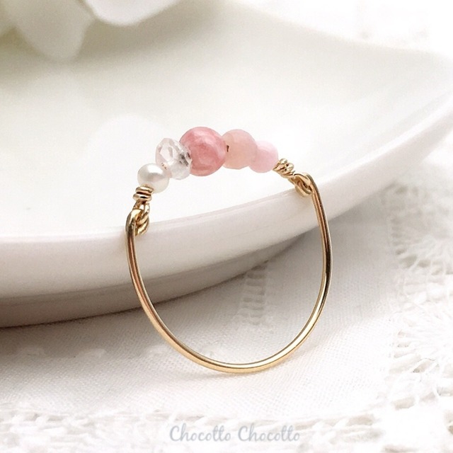 【3月制作作品】いちごミルク色の天然石の指輪