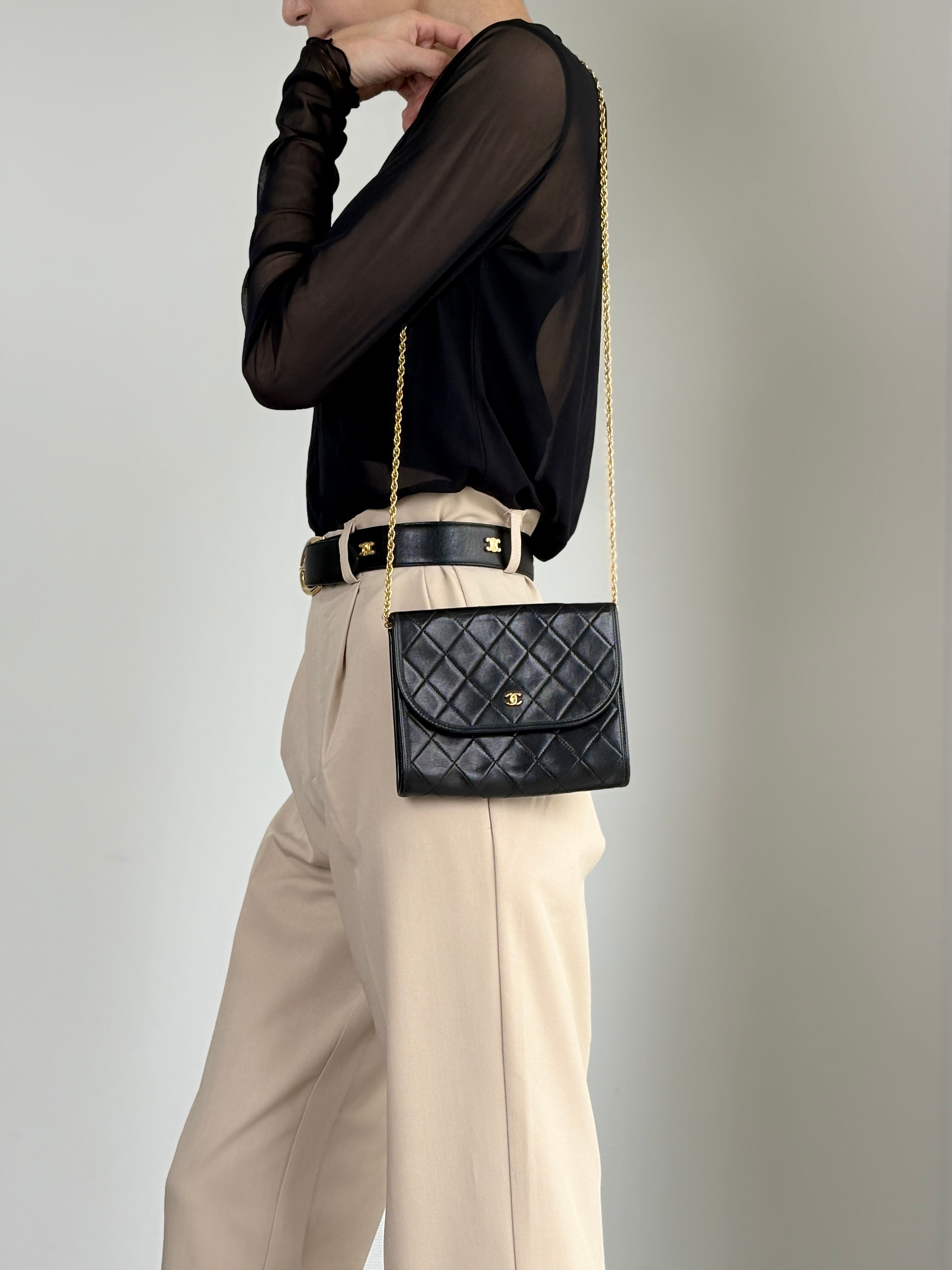 ヴィンテージシャネル⭐️CHANEL ショルダーバッグ ブラック CHANEL シャネル ショルダーバッグ ブラック マトラッセ ココマーク
