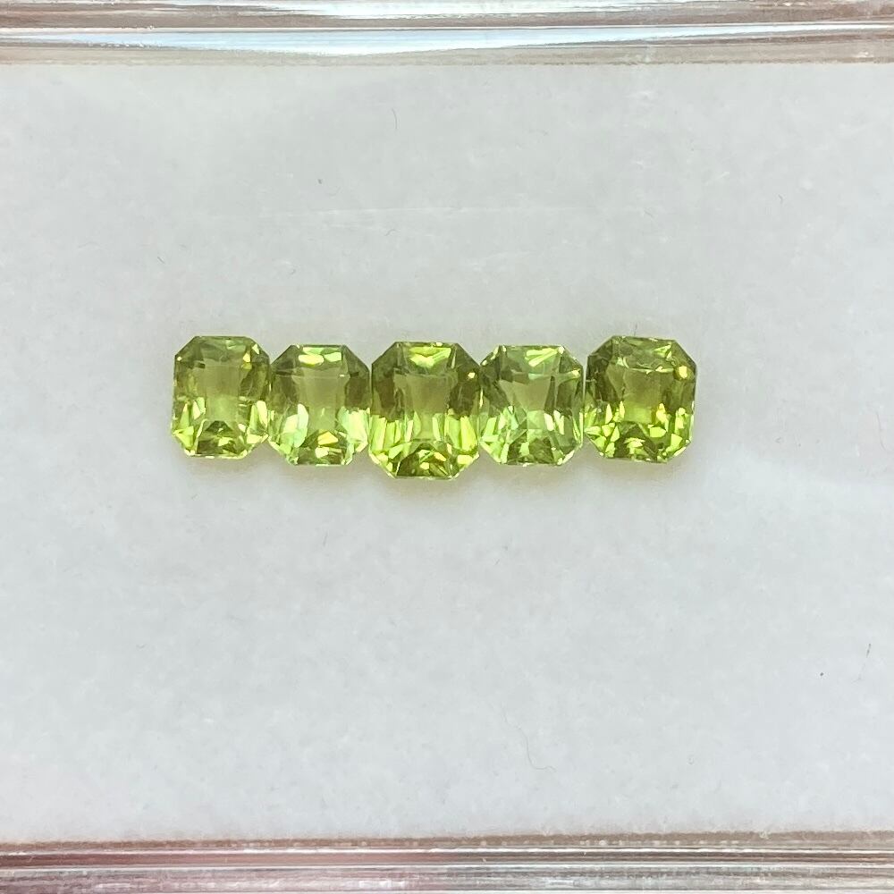 ペリドット 約3.25ct 5点セット 4mm～ r-0634 | 天然石と