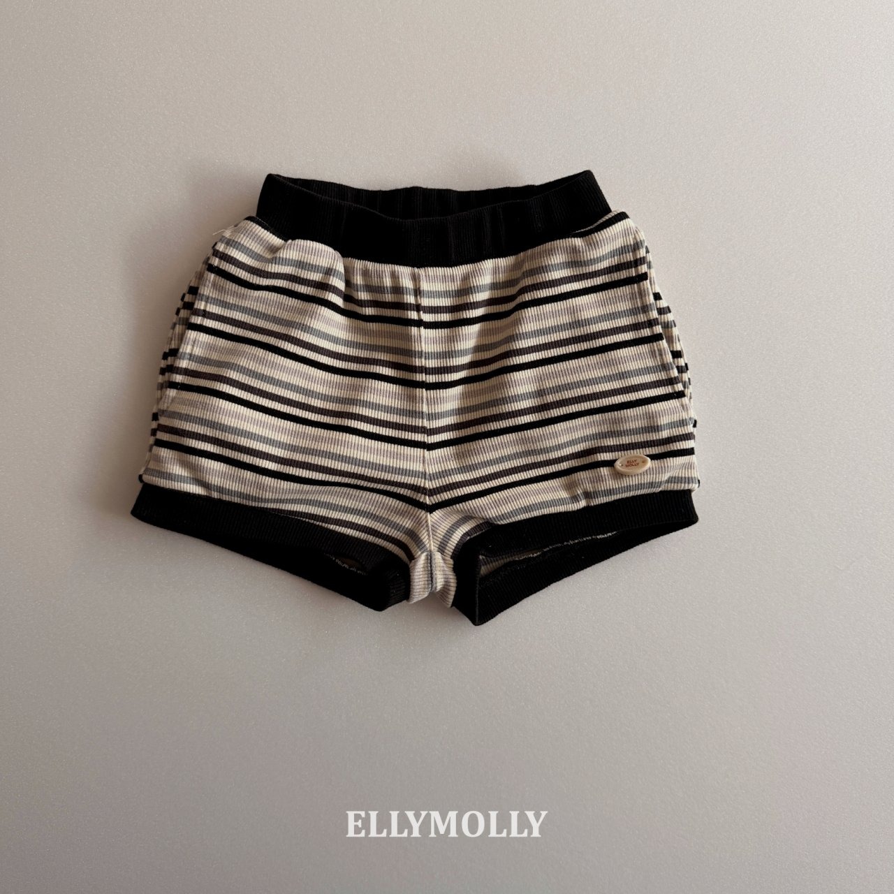 [ELLYMOLLY] Switch Shorts Pants +fee2 / [엘리몰리] 스위치숏팬츠
