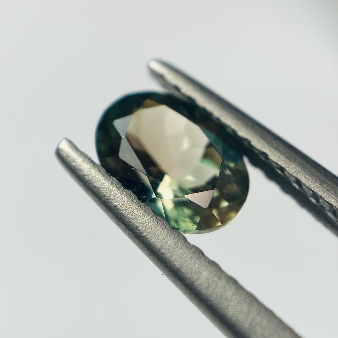 希少グリーンのオレゴンサンストーン8