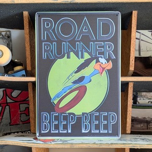 送料無料！ちょうどいいブリキ看板【 Looney Tunes （ ルーニー・テューンズ ）】ロード・ランナー /  METAL SIGN / メタルサイン / ブリキ看板 / サインボード / ビンテージ加工 〚アメリカン雑貨 アメトイ〛