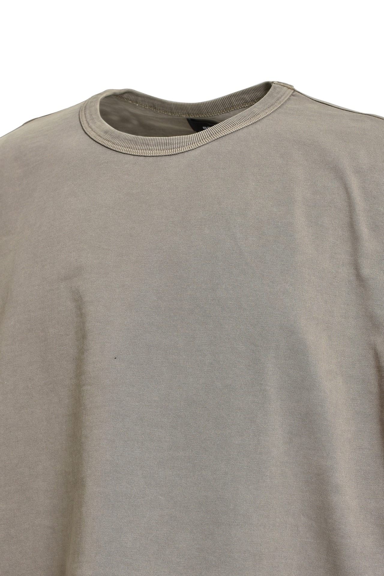 BREATH / newrich wide cropped tee dust