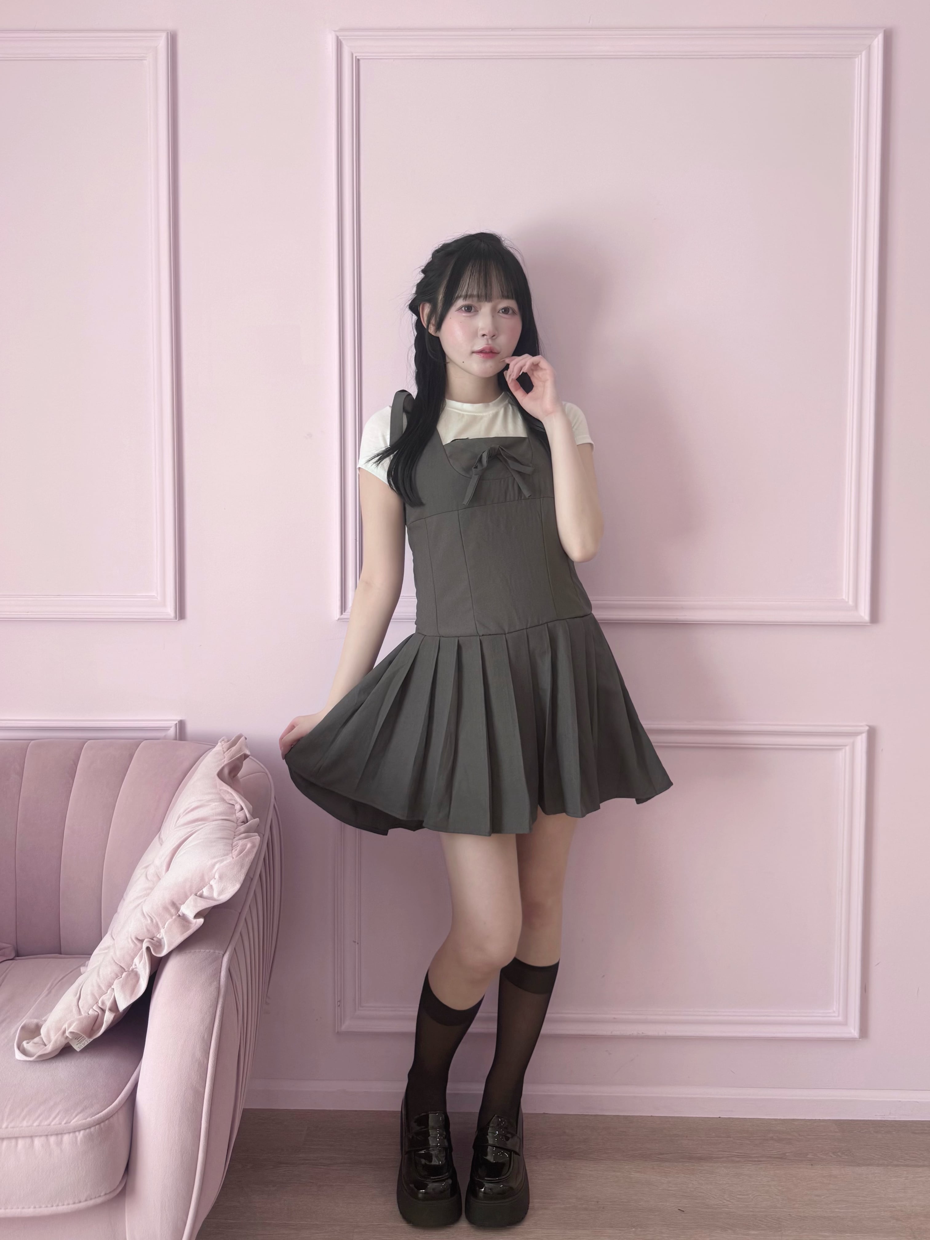 ribbon shoulder pleats op