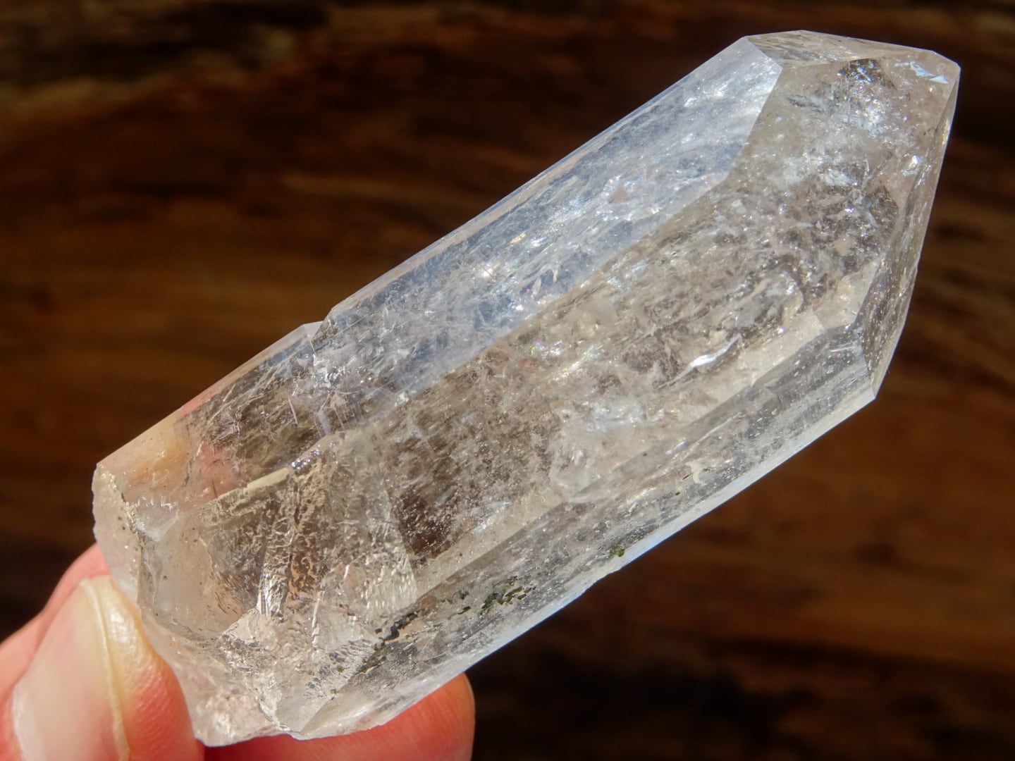 （m10）407gマニカラン水晶マスタークリスタル虹 レムリアンリッジ 虹石屋