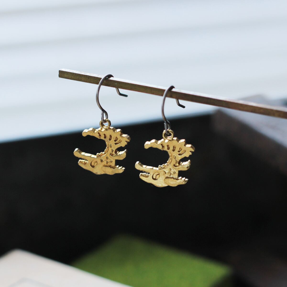 金のシャチホコさん｜ピアス｜イヤリング｜P454 | thuthu appetizing