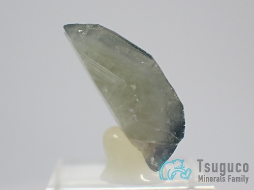 フローロアパタイト 弗素燐灰石 ポルトガル TM-753