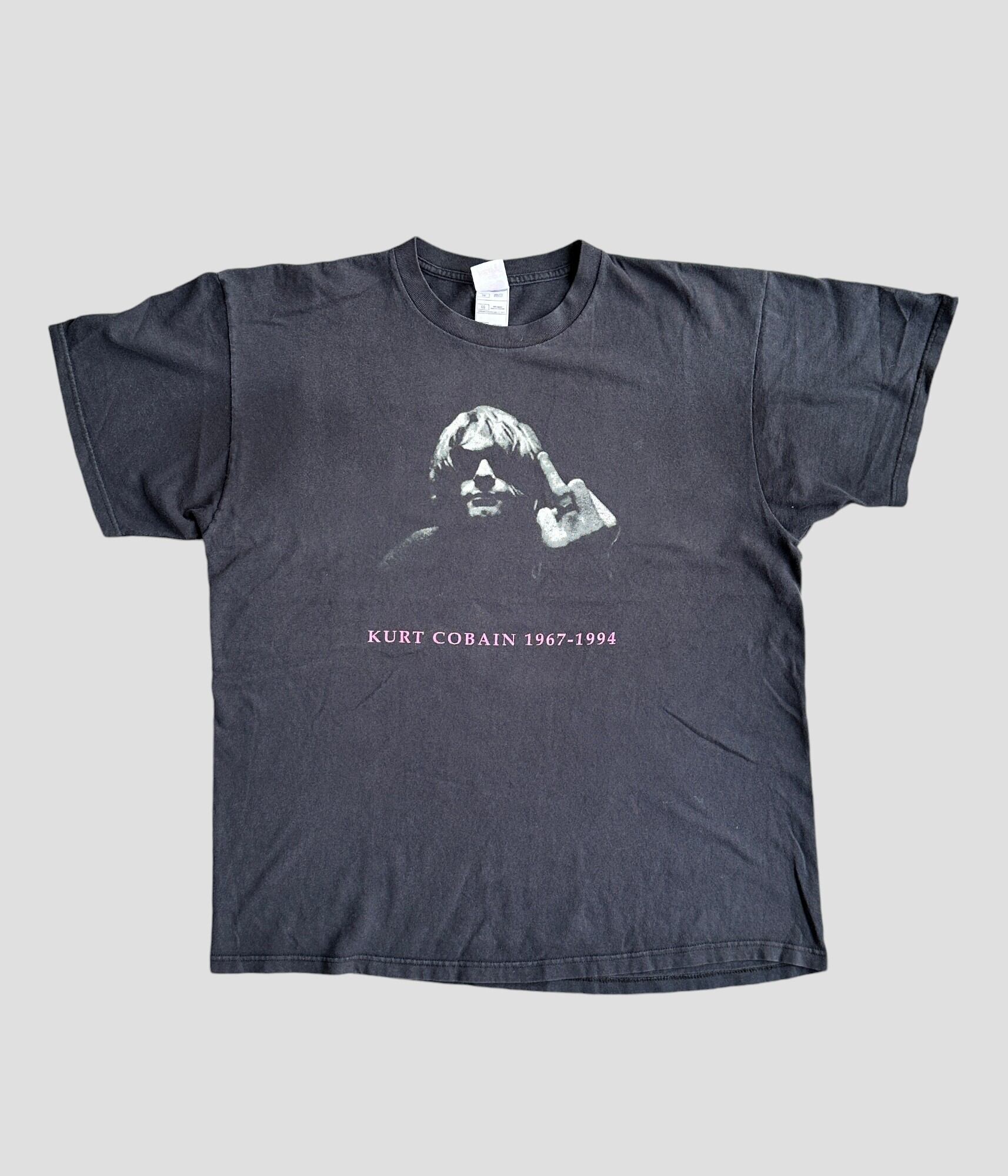 Vintage 00s Rock band T-shirt -Kurt Cobain NIRVANA- | BEGGARS 