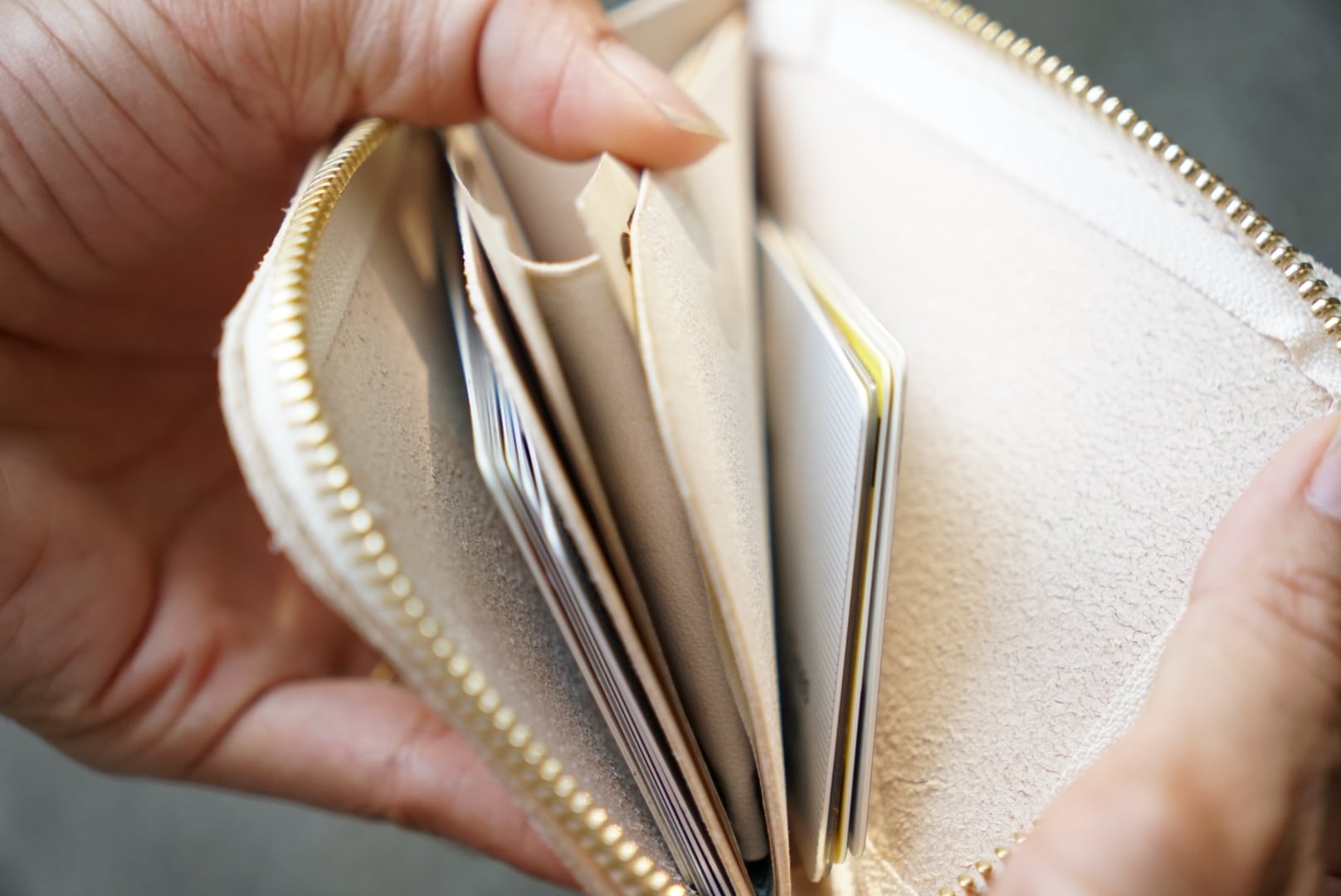 受注生産〉zip wallet 【9color】 | TENTE Handcrafted