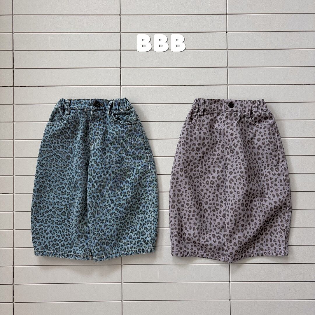 leopard print denim pants【bellabanbina】※10月中旬発送予定