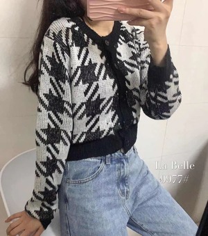 ショート丈千鳥柄カーディガン