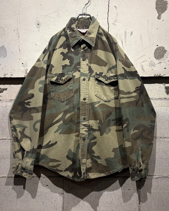 【Caka otto】  70's〜80's“FROSTPROOF” Woodland Camouflage Pattern Vintage Chamois Shirt