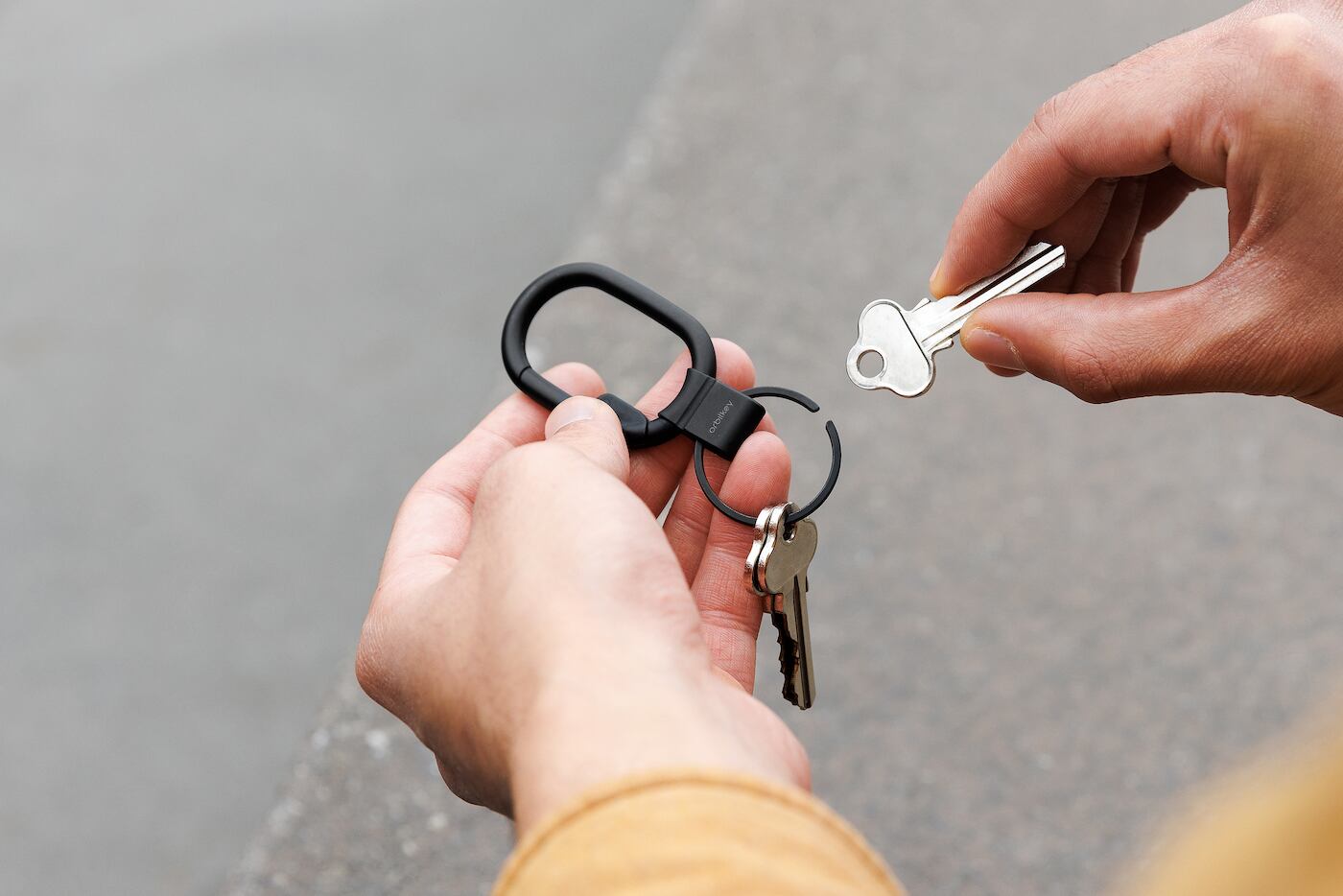 Orbitkey Clip Mini | docketstore