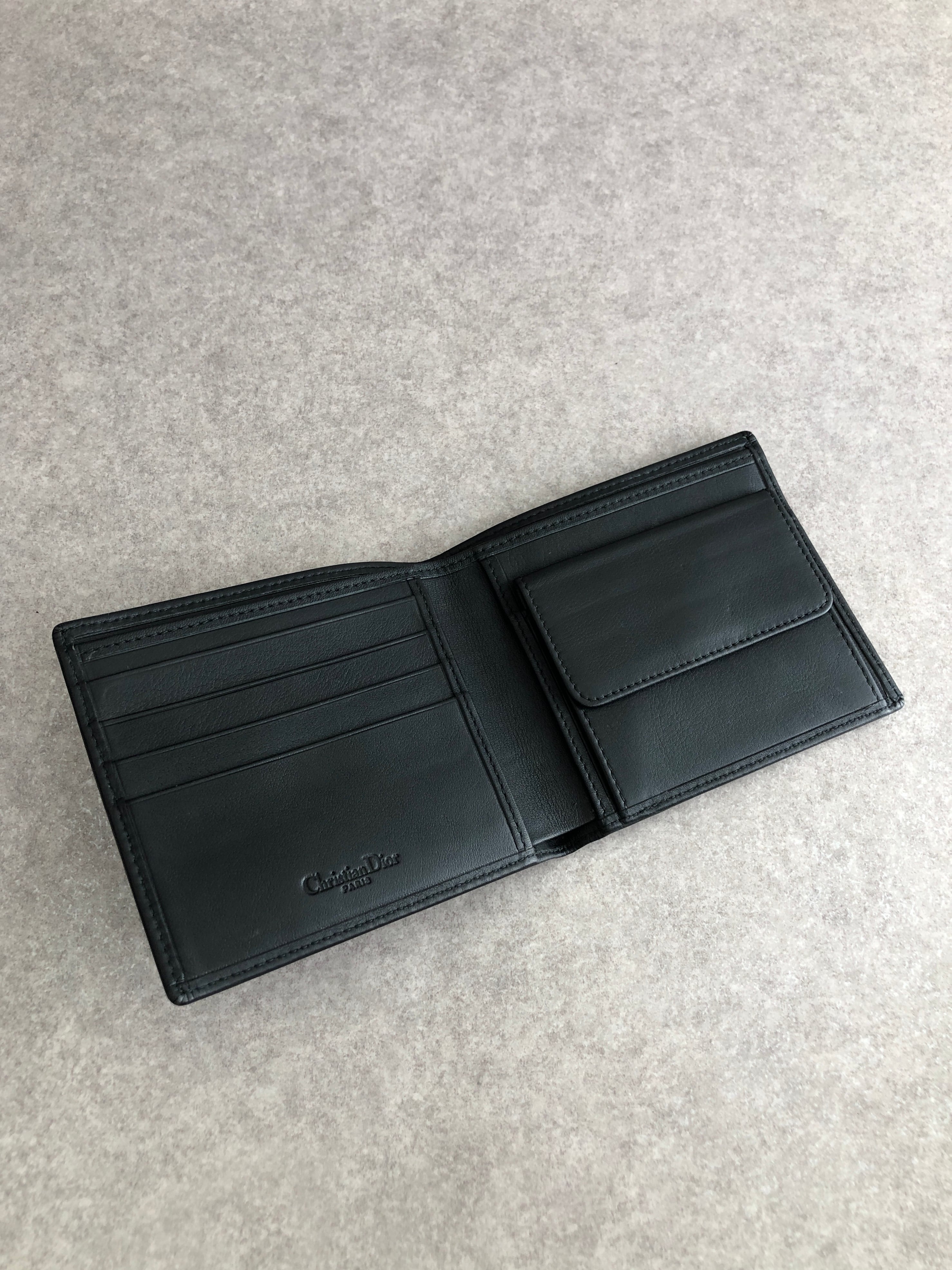 Christian Dior クリスチャン ディオール 財布 ブラック プレートロゴ