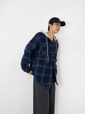 Wrangler Hodded 中綿入り nel shirt