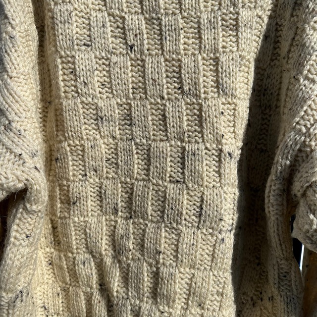 Tractor hand knit size8/10