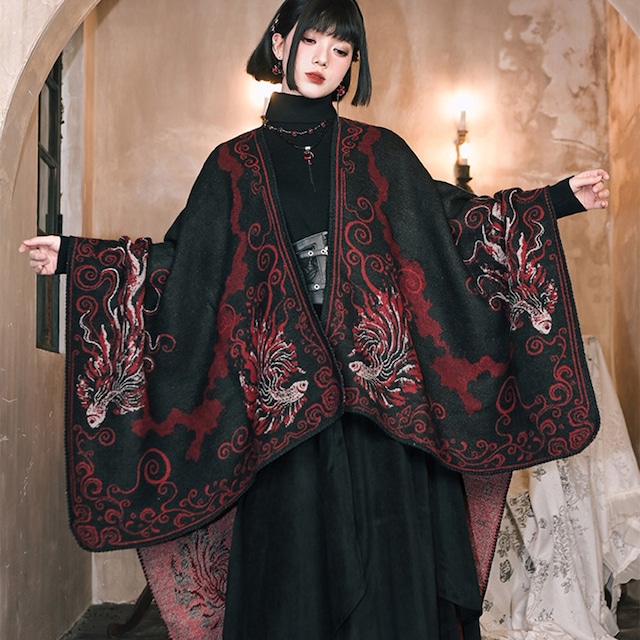 黒と赤が妖艶な中華ゴシック 金魚と雲紋が広がるケープマント 撮影会・イベントに ｜WithU