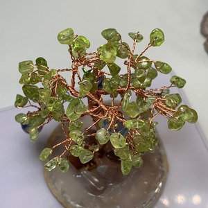 3.限定品・りんごがなるペリドット天然石ツリー