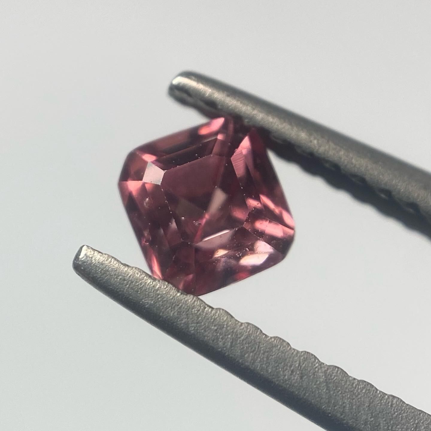 No.4 ベトナム産スピネル